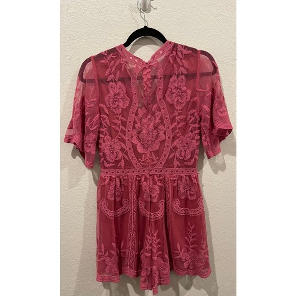 HONEY PUNCH Raspberry Lace Romper - Picture 7 of 7